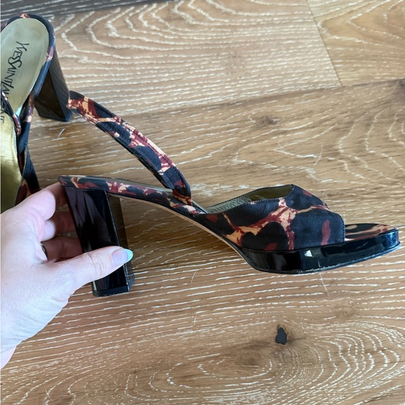 Yves Saint Laurent cheetah print heels sling back - Picture 6 of 12
